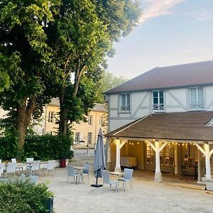Hôtel Le Cheval Blanc